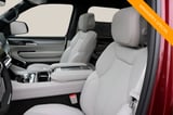 2025 Jeep Wagoneer L - Preview 12
