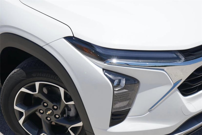 2024 Chevrolet Trax - Image 3