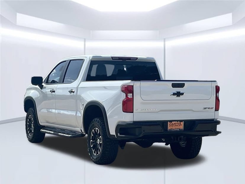 2026 Chevrolet Silverado 1500 - Image 2
