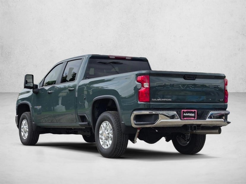 2026 Chevrolet Silverado HD - Image 3