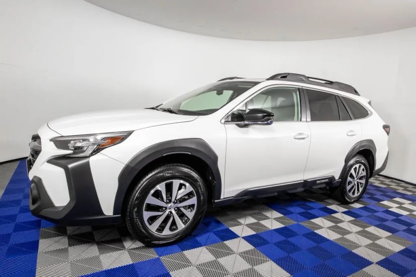 2025 Subaru Outback - Image 1