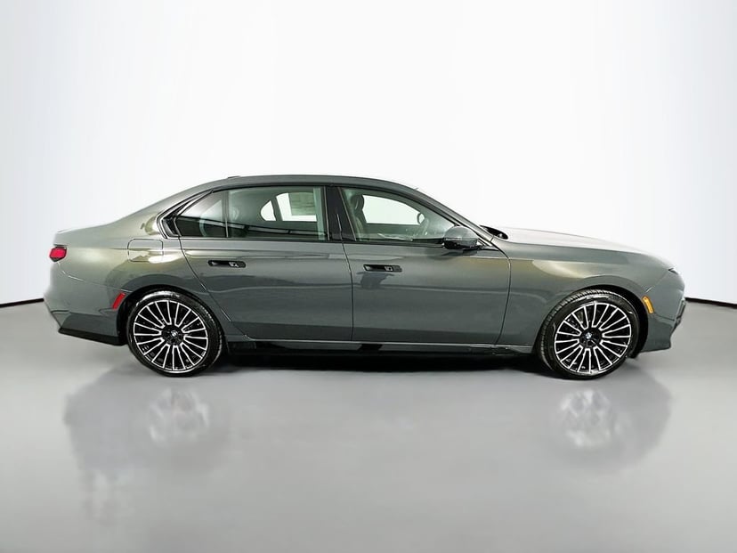 2026 BMW i7 - Image 2