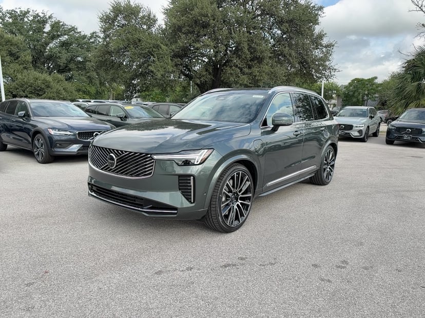 2027 Volvo XC90 - Image 1
