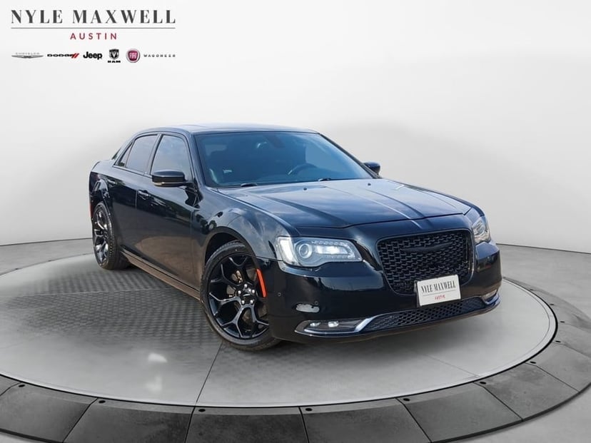 2016 Chrysler 300 - Image 1