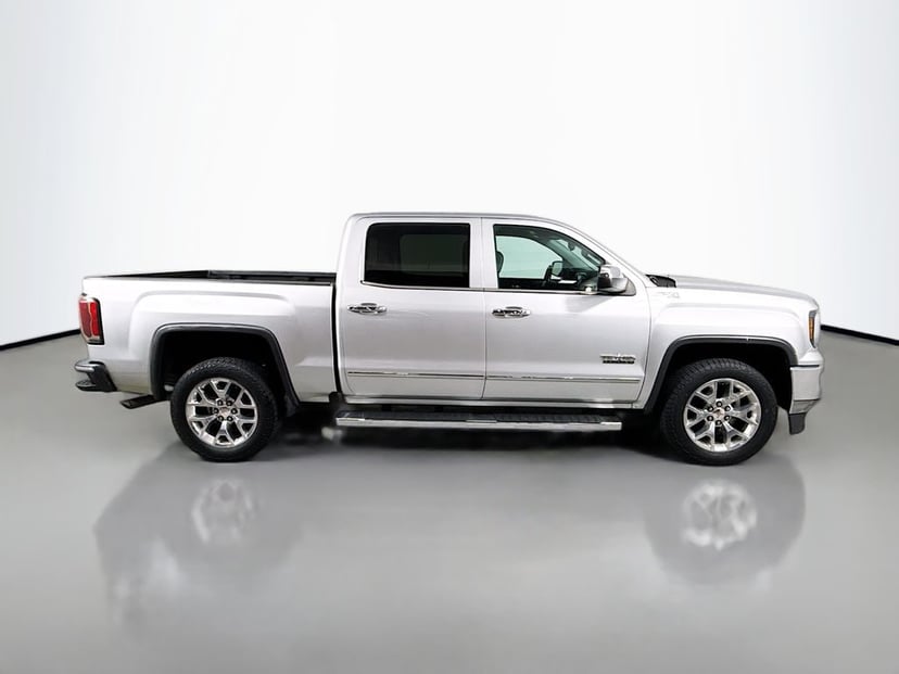 2018 GMC Sierra - Image 2