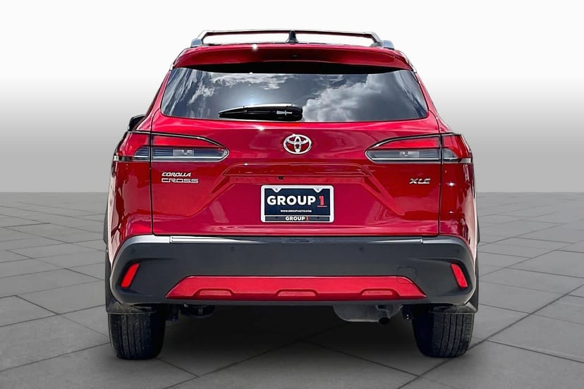 2026 Toyota Corolla Cross - Image 2