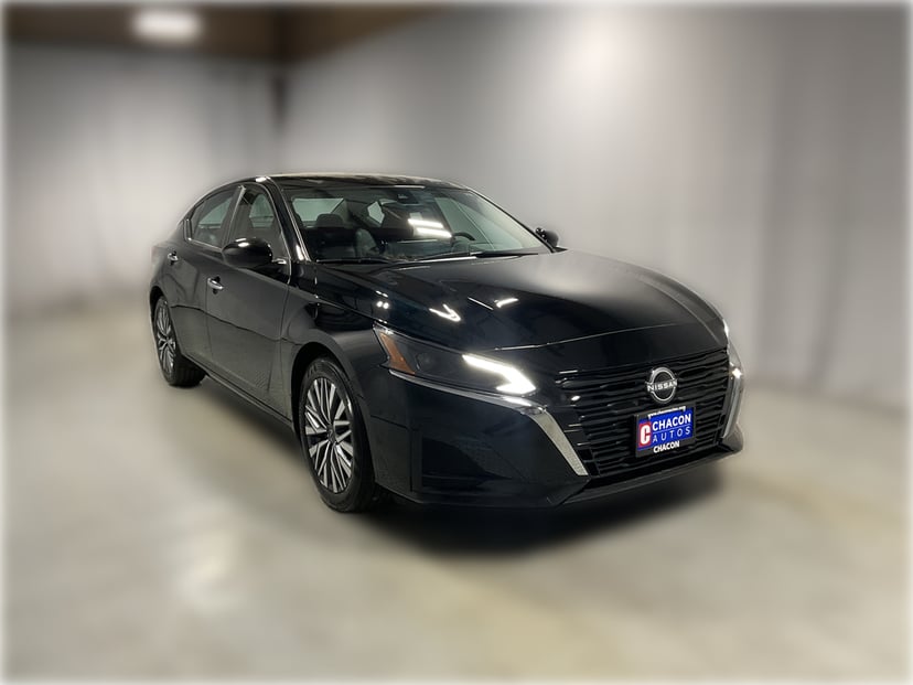 2025 Nissan Altima - Image 1