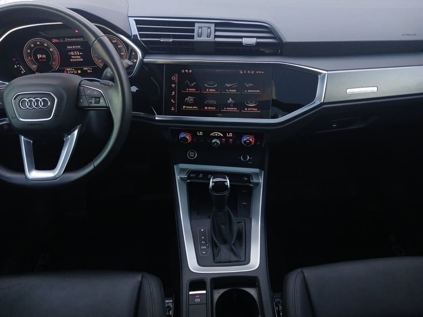 2024 Audi Q3 - Image 3