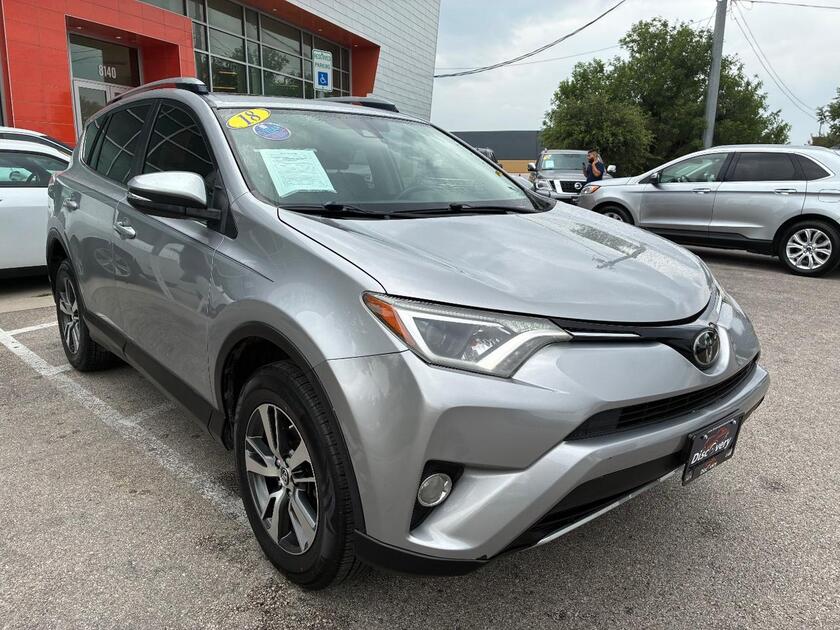 2018 Toyota RAV4 - Image 1