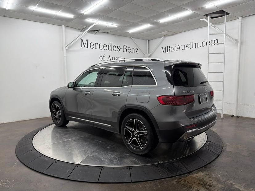 2026 Mercedes-Benz GLB - Image 3