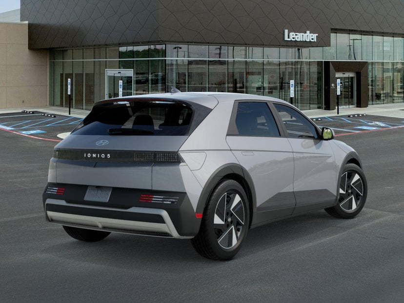 2026 Hyundai Ioniq 5 - Image 2