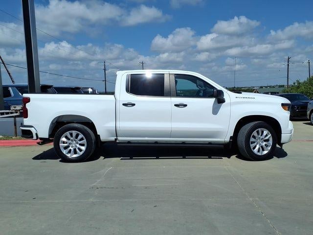 2022 Chevrolet Silverado 1500 - Image 3