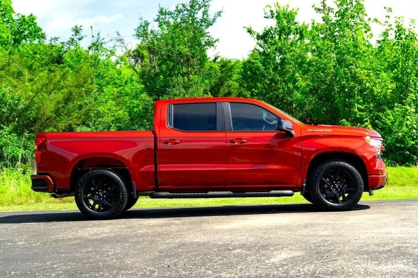 2026 Chevrolet Silverado 1500 - Image 2