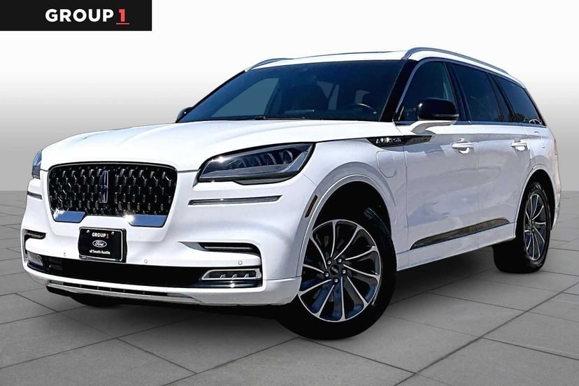 2020 Lincoln Aviator - Image 2