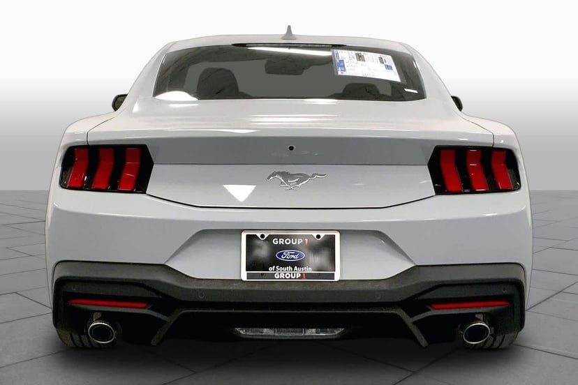 2026 Ford Mustang - Image 3