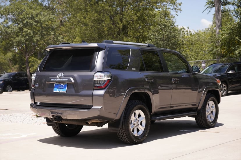 2021 Toyota 4runner - Image 3