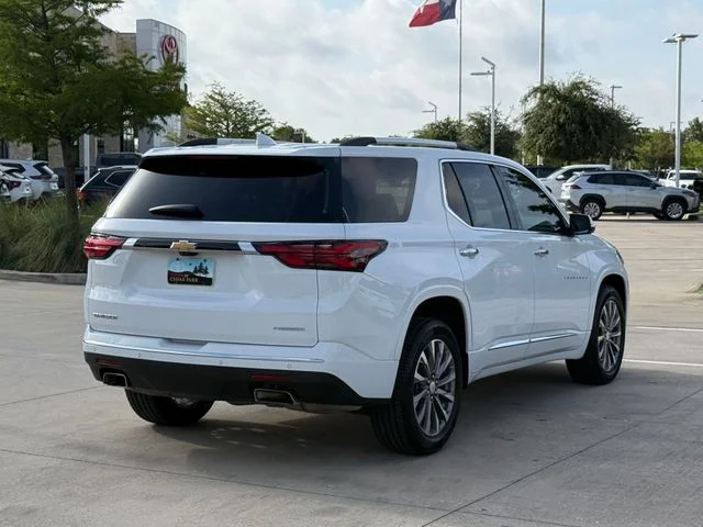 2022 Chevrolet Traverse - Image 2