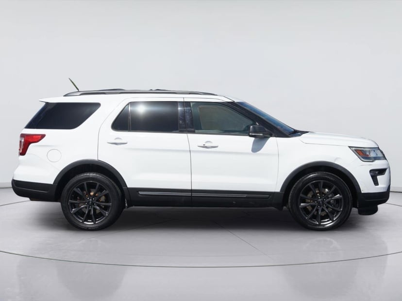 2018 Ford Explorer - Image 2