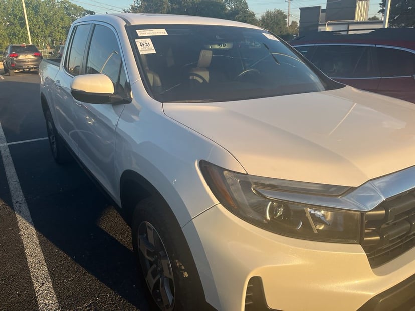 2024 Honda Ridgeline - Image 1