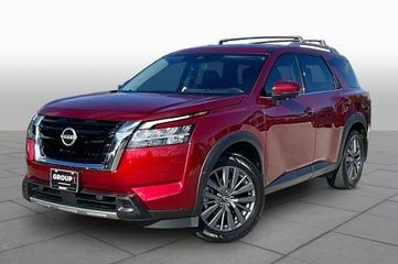 2023 Nissan Pathfinder - Image 1