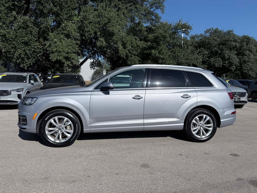 2019 Audi Q7 - Image 2