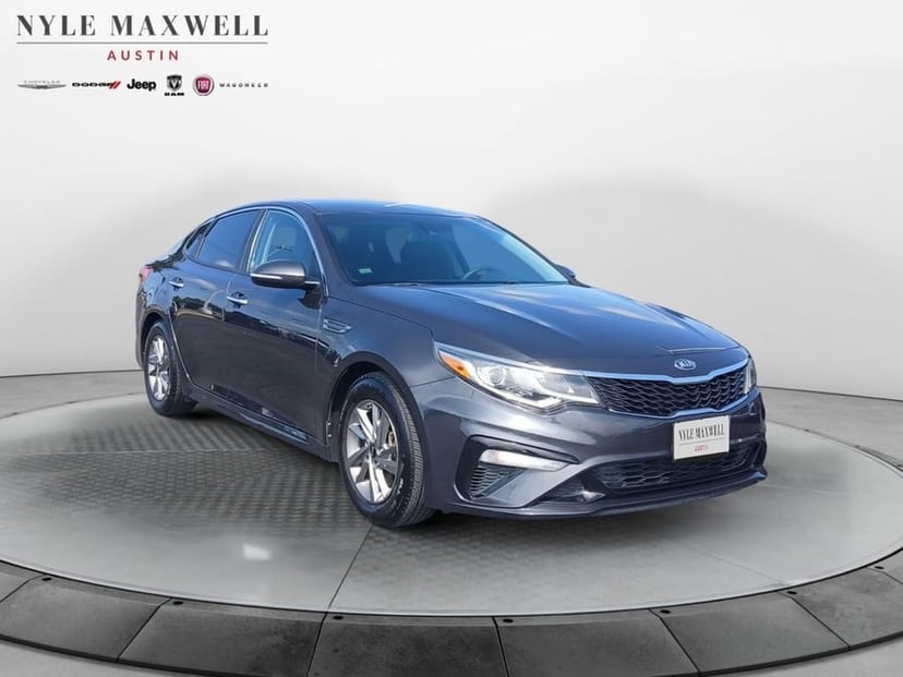 2019 Kia Optima - Image 2