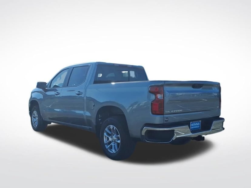 2026 Chevrolet Silverado 1500 - Image 3