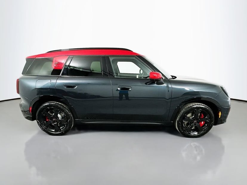 2027 MINI Countryman - Image 3