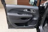 2027 Chrysler Pacifica - Preview 10