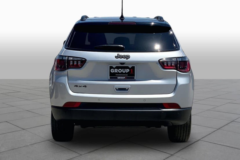 2026 Jeep Compass - Image 3