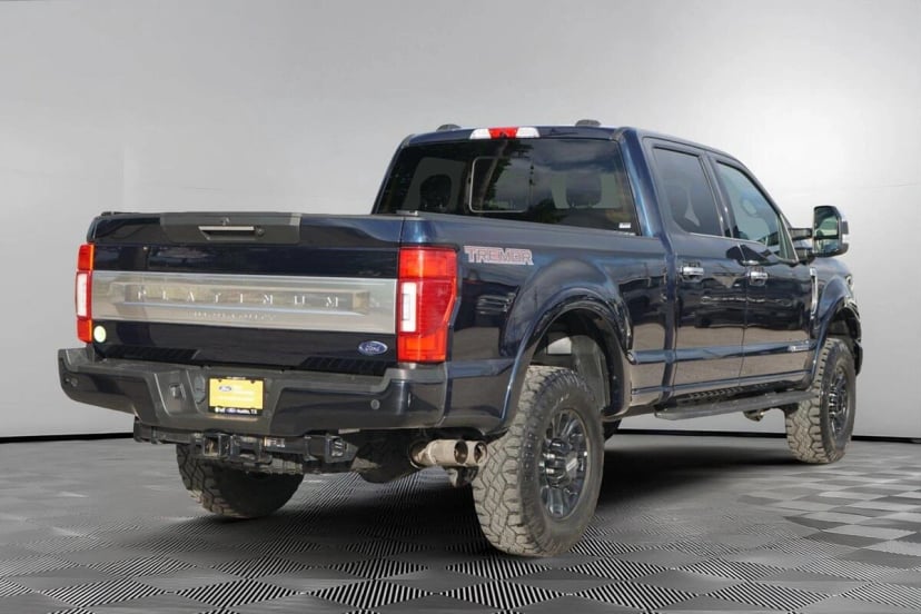 2022 Ford F-350 - Image 3