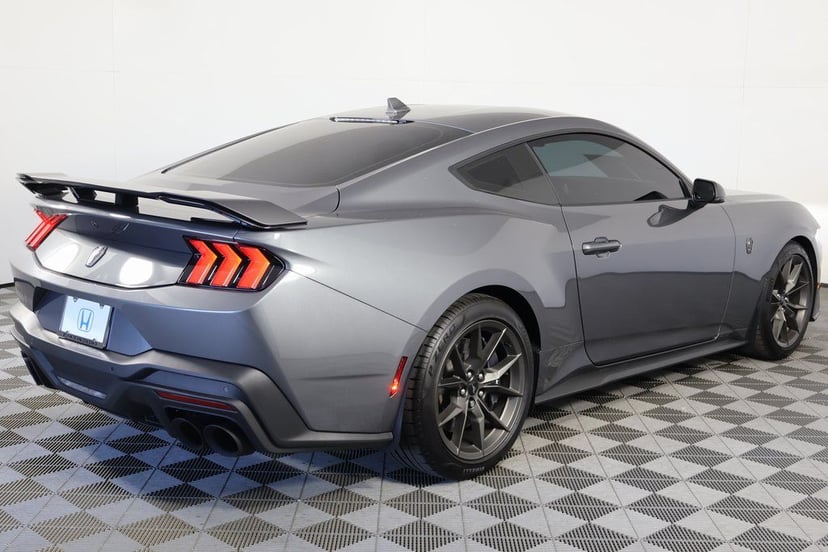 2025 Ford Mustang - Image 2