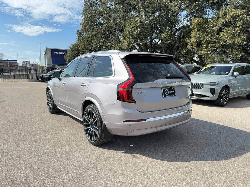 2026 Volvo XC90 - Image 2