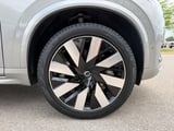 2024 Volvo XC90 - Preview 8