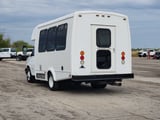 2016 Chevrolet Express Cutaway - Preview 7
