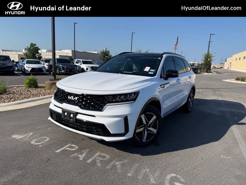 2023 Kia Sorento - Image 1