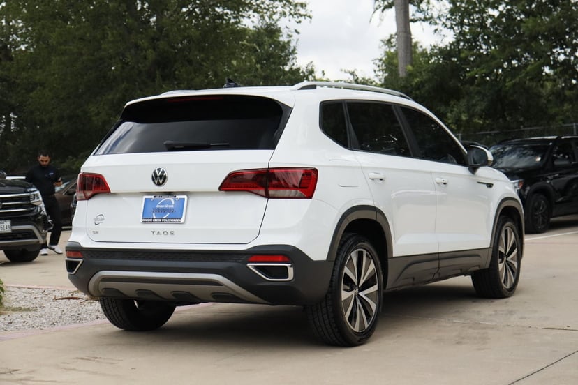 2022 Volkswagen Taos - Image 3