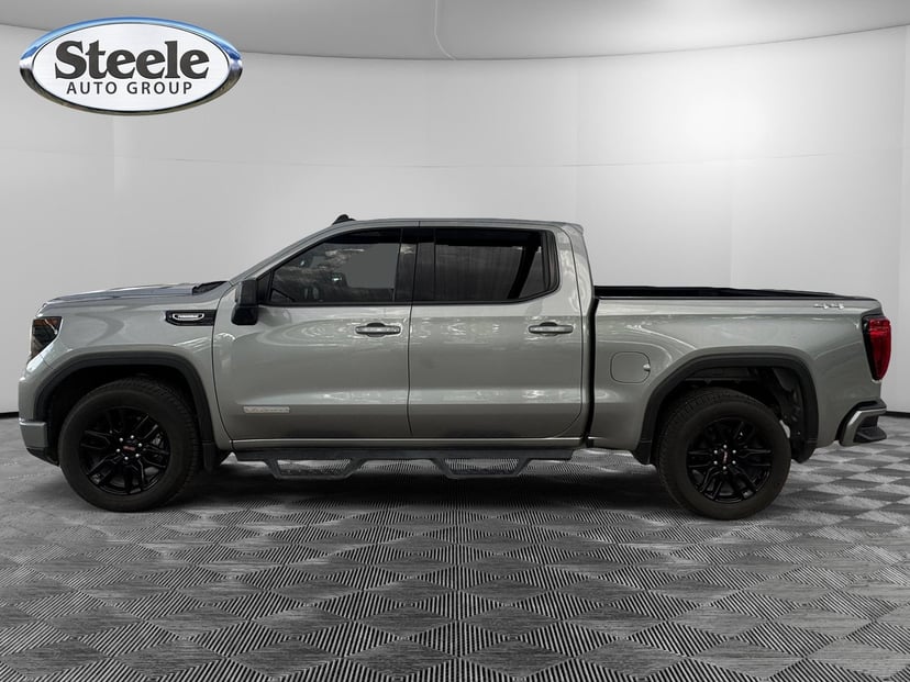 2025 GMC Sierra - Image 2