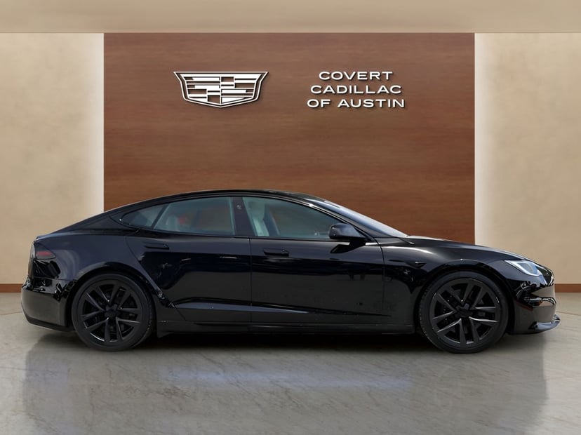 2022 Tesla Model S - Image 2