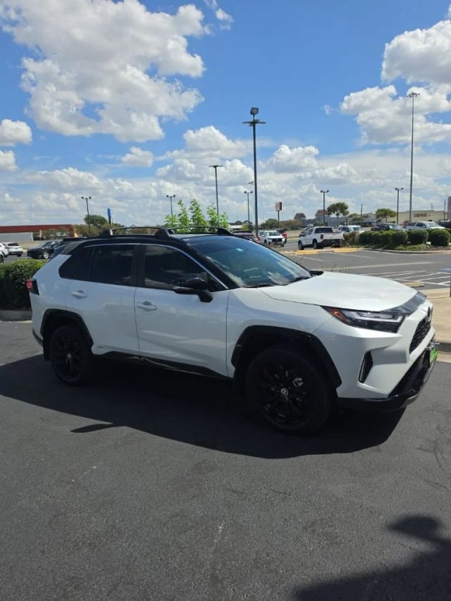 2025 Toyota RAV4 Hybrid