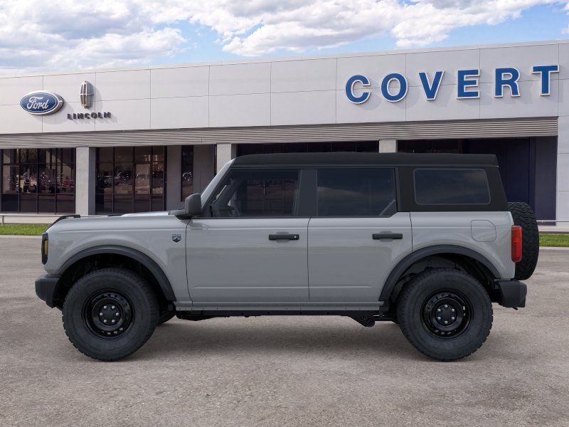 2026 Ford Bronco - Image 2
