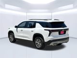 2027 Chevrolet Traverse - Preview 3