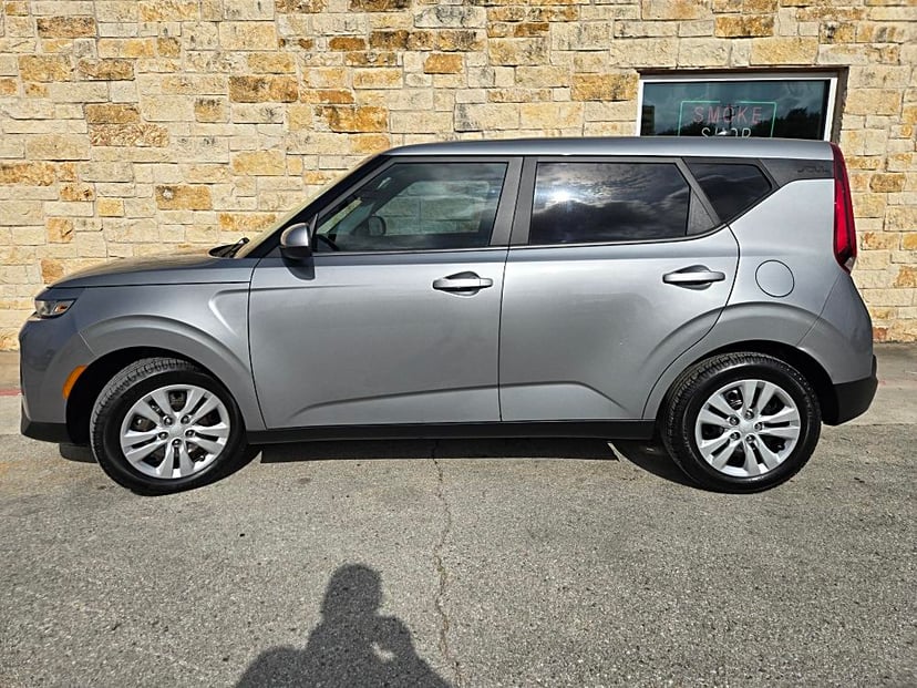 2022 Hyundai Soul - Image 2