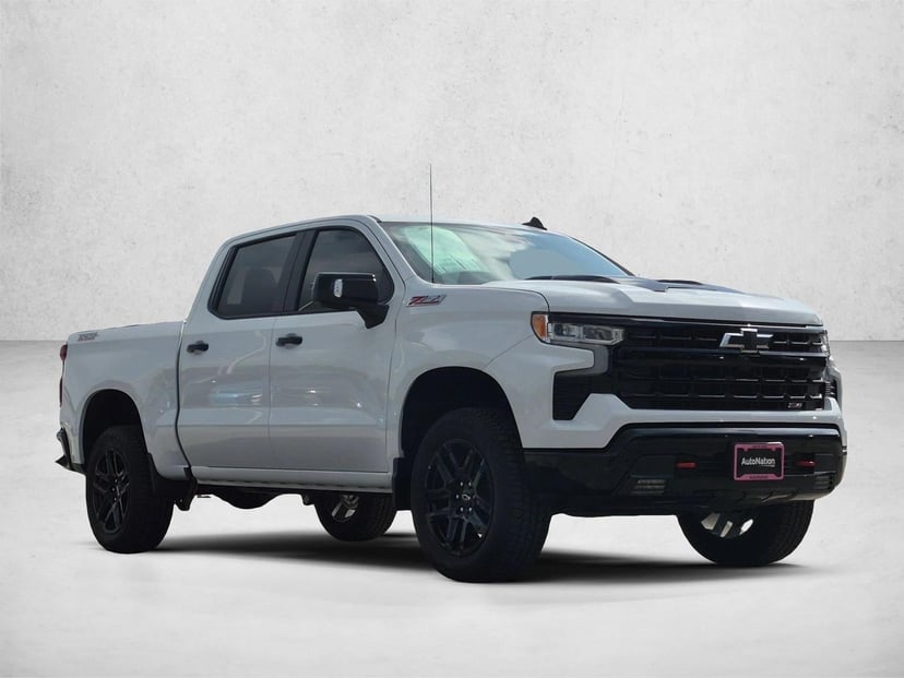 2026 Chevrolet Silverado 1500 - Image 2