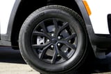 2025 Jeep Grand Cherokee L - Preview 3