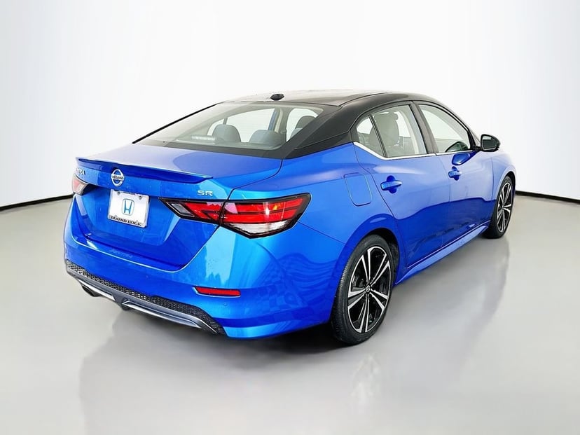2023 Nissan Sentra - Image 3
