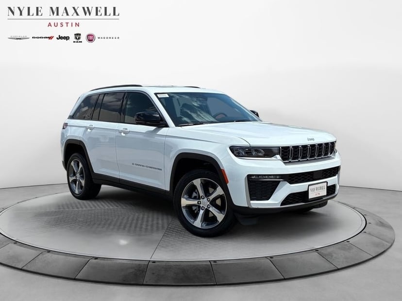 2026 Jeep Grand Cherokee - Image 2
