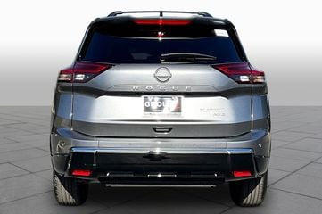 2026 Nissan Rogue - Image 2