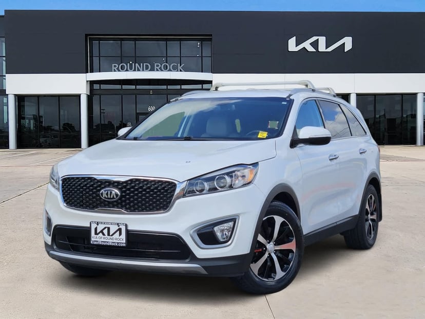 2017 Kia Sorento - Image 1