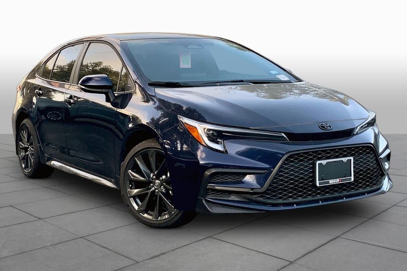 2026 Toyota Corolla - Image 2